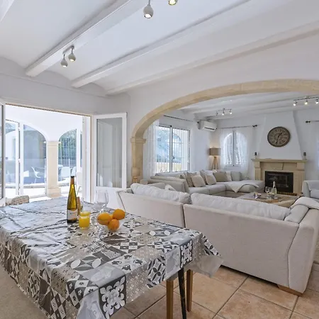 Casa Mitra Вилла *